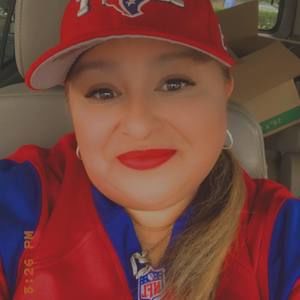 Meet your Posher, Debbie